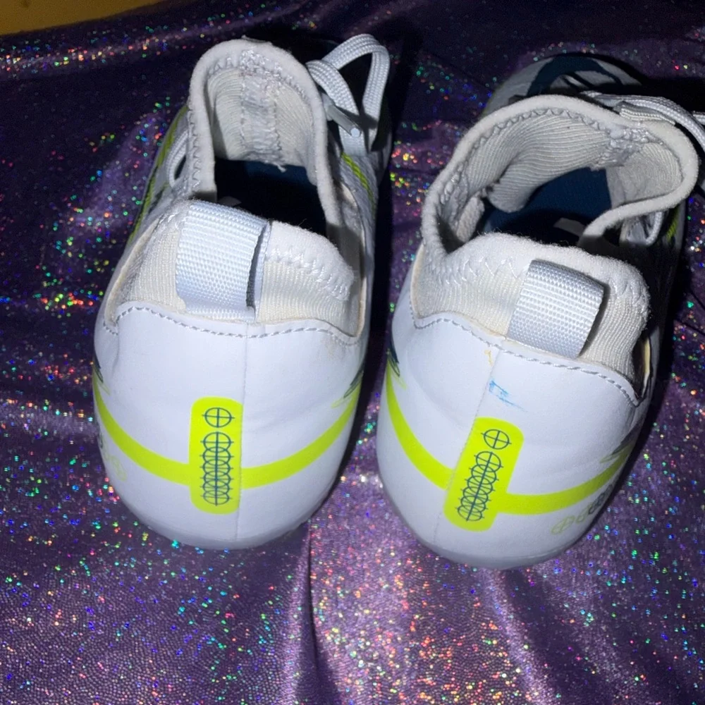 Nike Phantom Cleats (Kids)